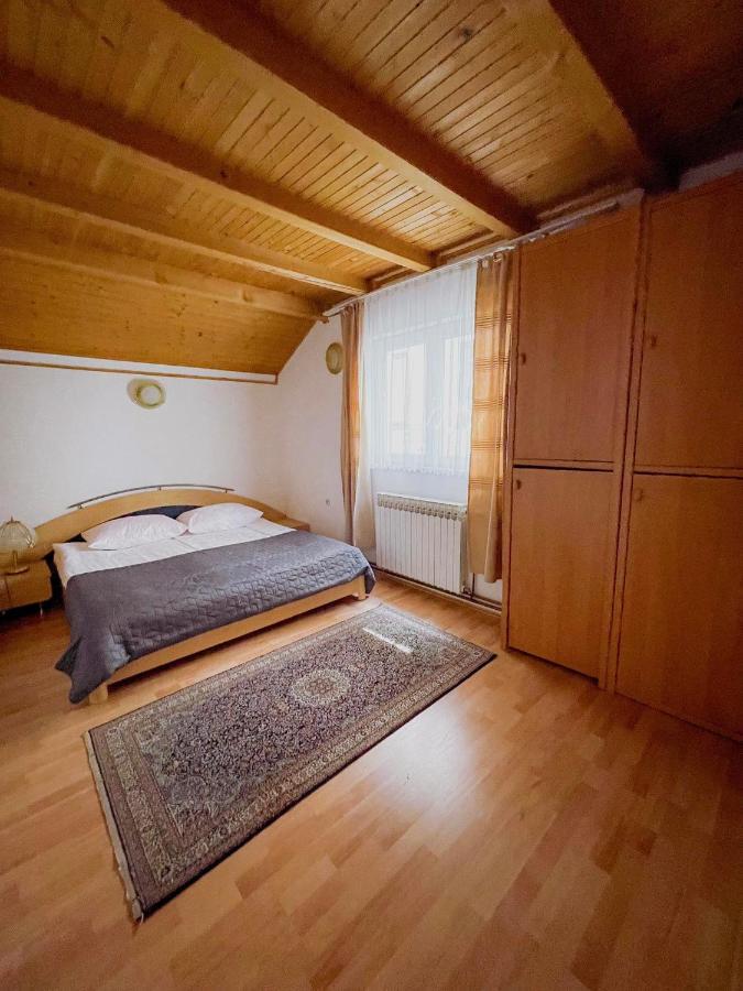 Ferienwohnung Adella Sarajevo Exterior foto