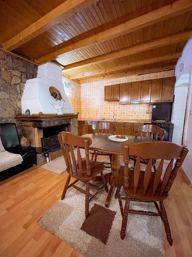 Ferienwohnung Adella Sarajevo Exterior foto