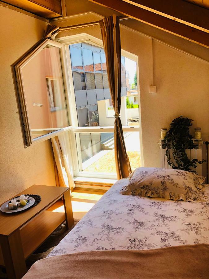 Ferienwohnung Adella Sarajevo Exterior foto